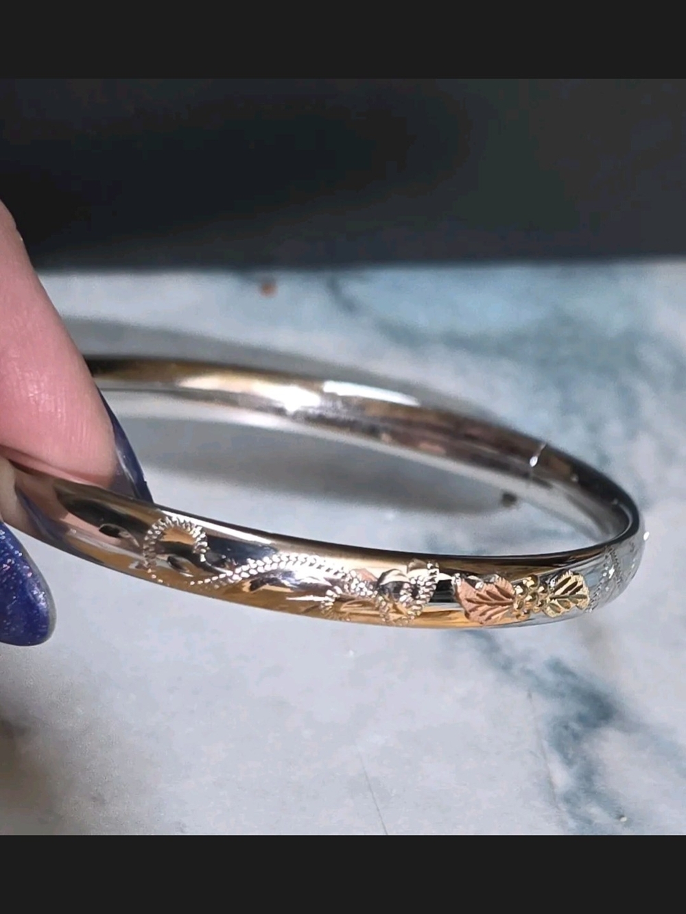 Sterling Silver Black HILLS Gold Floral Engraved Bangle Bracelet - Gold & Silver